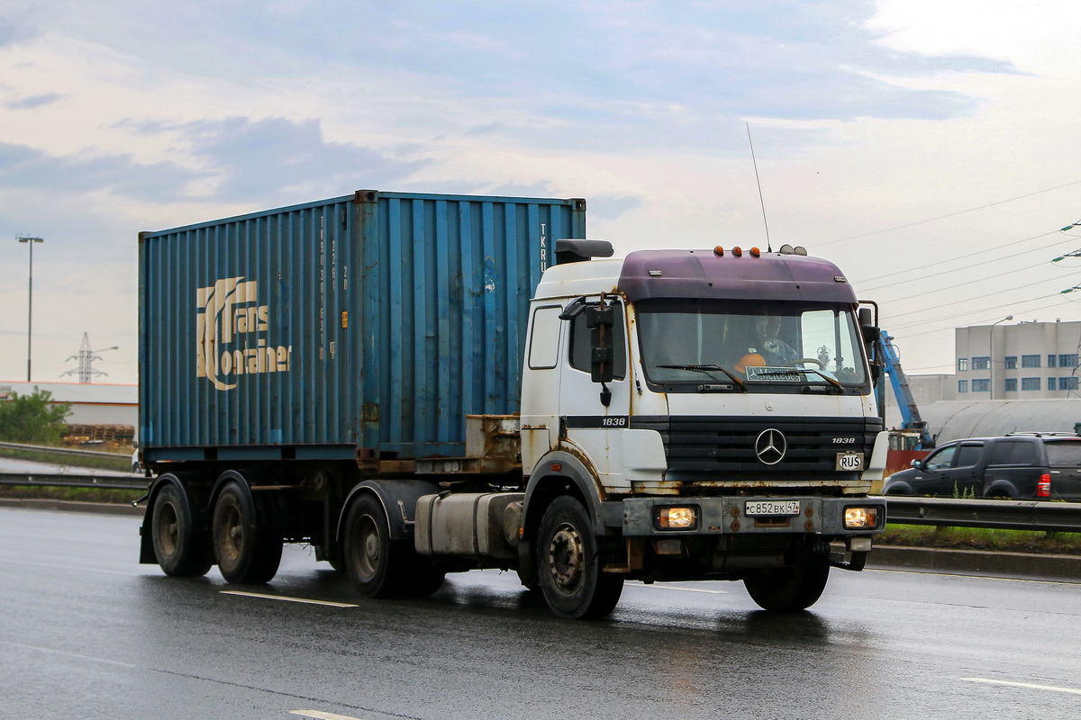 Ленинградская область, № С 852 ВК 47 — Mercedes-Benz SK 1838