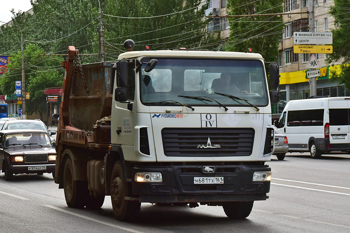 Волгоградская область, № Н 681 ТХ 161 — МАЗ-555025