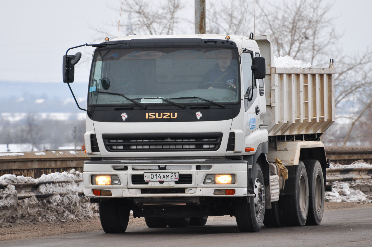 Архангельская область, № Н 014 АМ 29 — Isuzu Giga CYZ