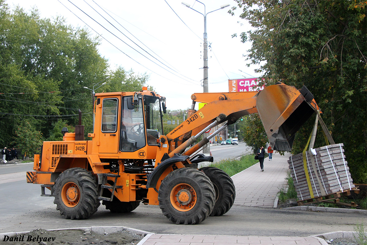 Свердловская область, № 9778 ЕА 66 — Амкодор-342В (ТО-28А)