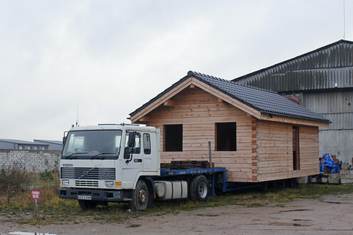 Великобритания, № S253 KRX — Volvo FL10