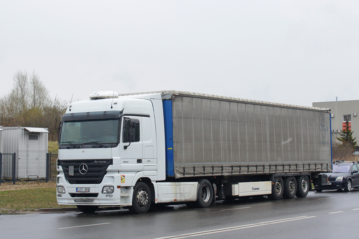 Литва, № LES 886 — Mercedes-Benz Actros ('2003) 1844