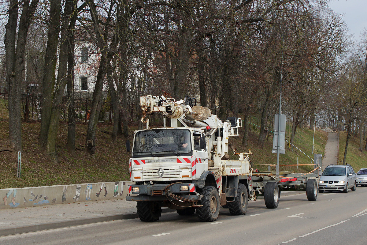 Литва, № B612E — Renault Midliner