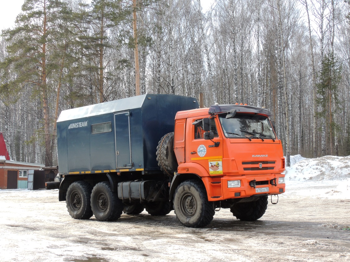 Удмуртия, № В 752 СС 18 — КамАЗ-43118-50