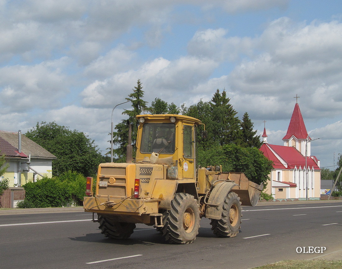 Витебская область, № ВА 8117 — Амкодор-332С4