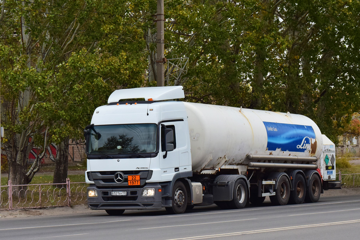 Волгоградская область, № Е 521 ВН 134 — Mercedes-Benz Actros '09 1841 [Z9M]