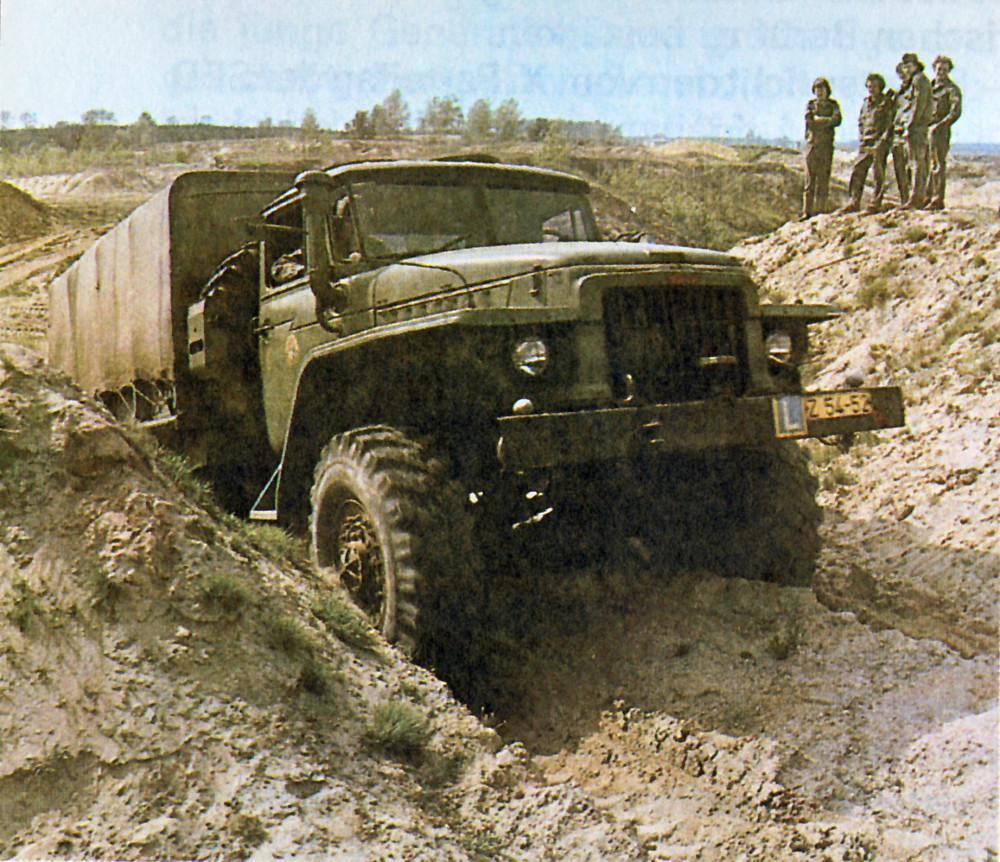 Германия, № Z 54-52 — Урал-375Д; Германия — Исторические фотографии (Автомобили)