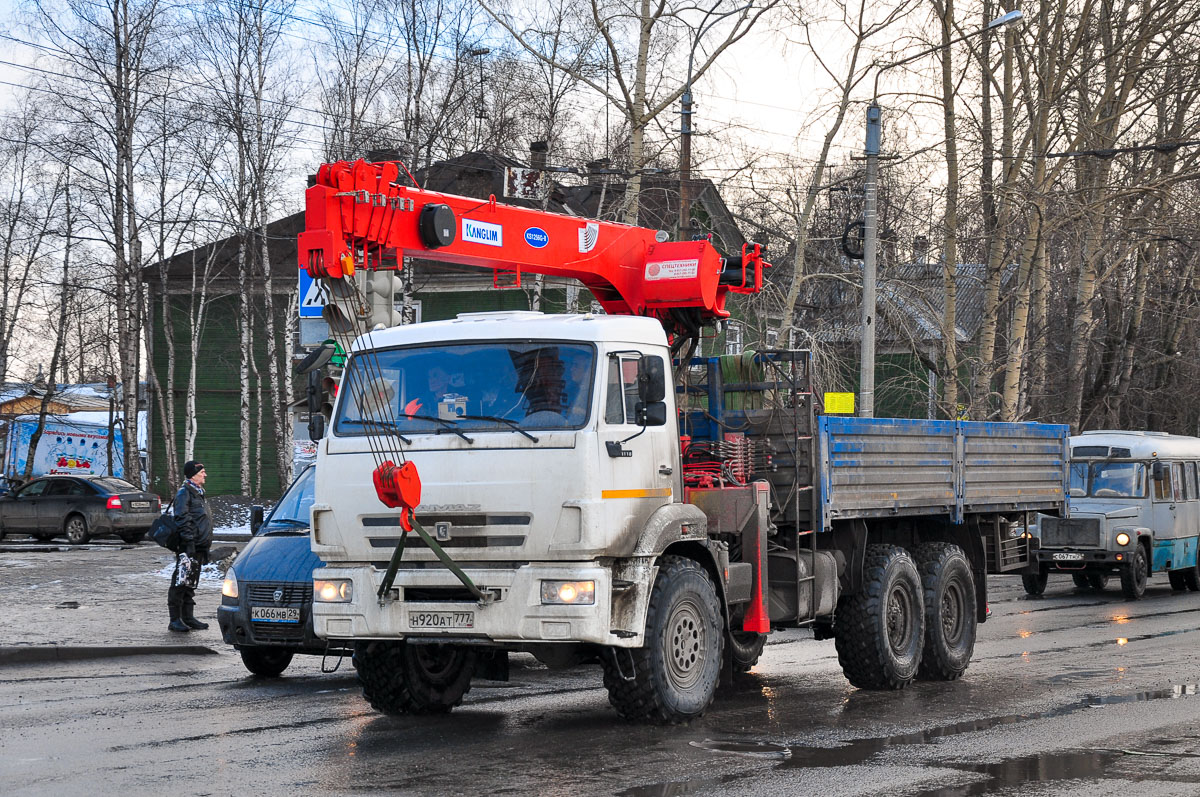 Москва, № Н 920 АТ 777 — КамАЗ-43118 (общая модель)