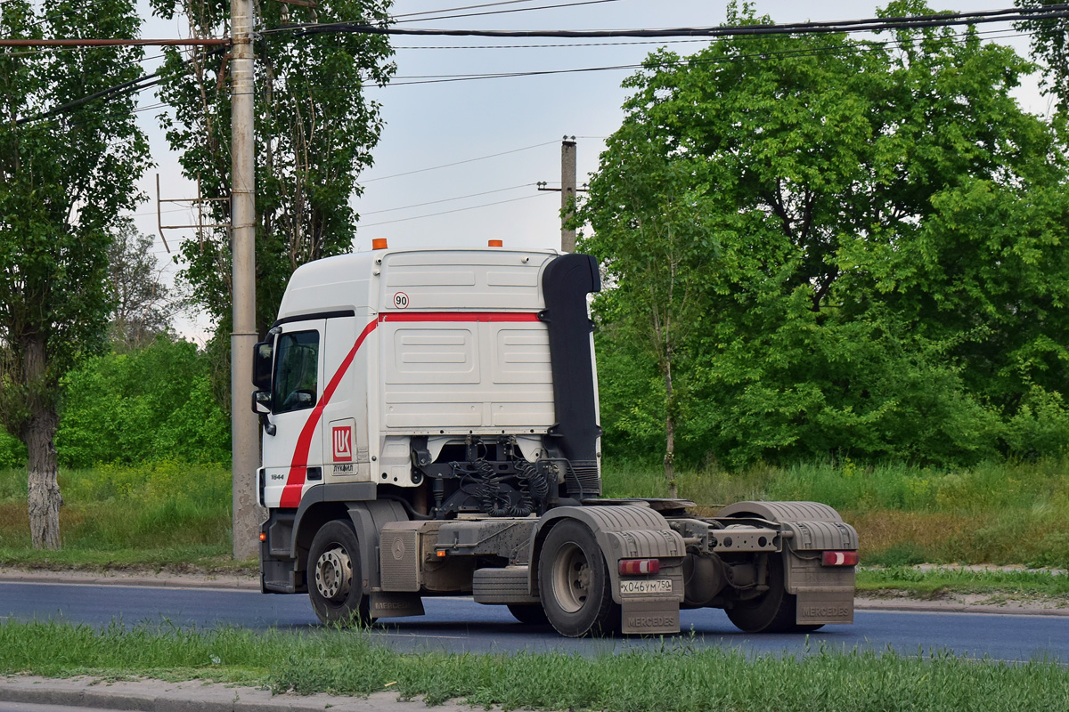 Волгоградская область, № Х 046 УМ 750 — Mercedes-Benz Actros '09 1844 [Z9M]