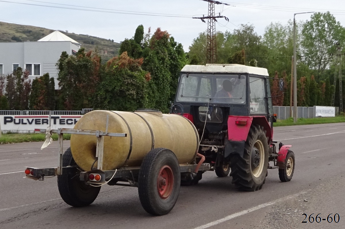 Венгрия, № YLT-194 — Zetor 5211; Прицепы сельскохозяйственные — Опрыскиватели прицепные (общая)