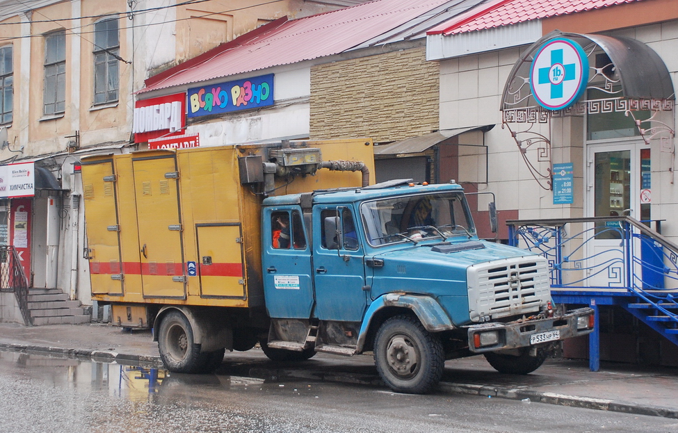 Саратовская область, № Р 533 НР 64 — ЗИЛ-433362