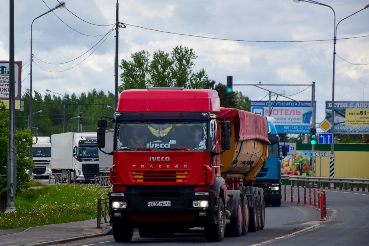 Ленинградская область, № 304 — IVECO Trakker ('2004)