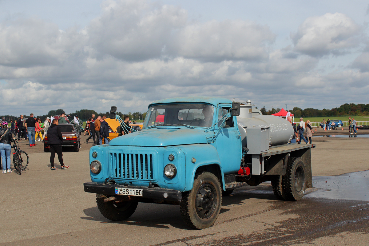 Литва, № ZSS 180 — ГАЗ-52-01