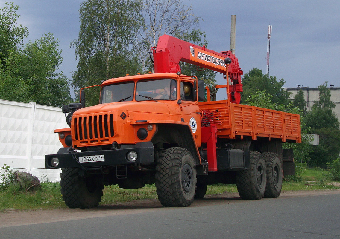 Архангельская область, № Н 062 СО 29 — Урал-4320-40