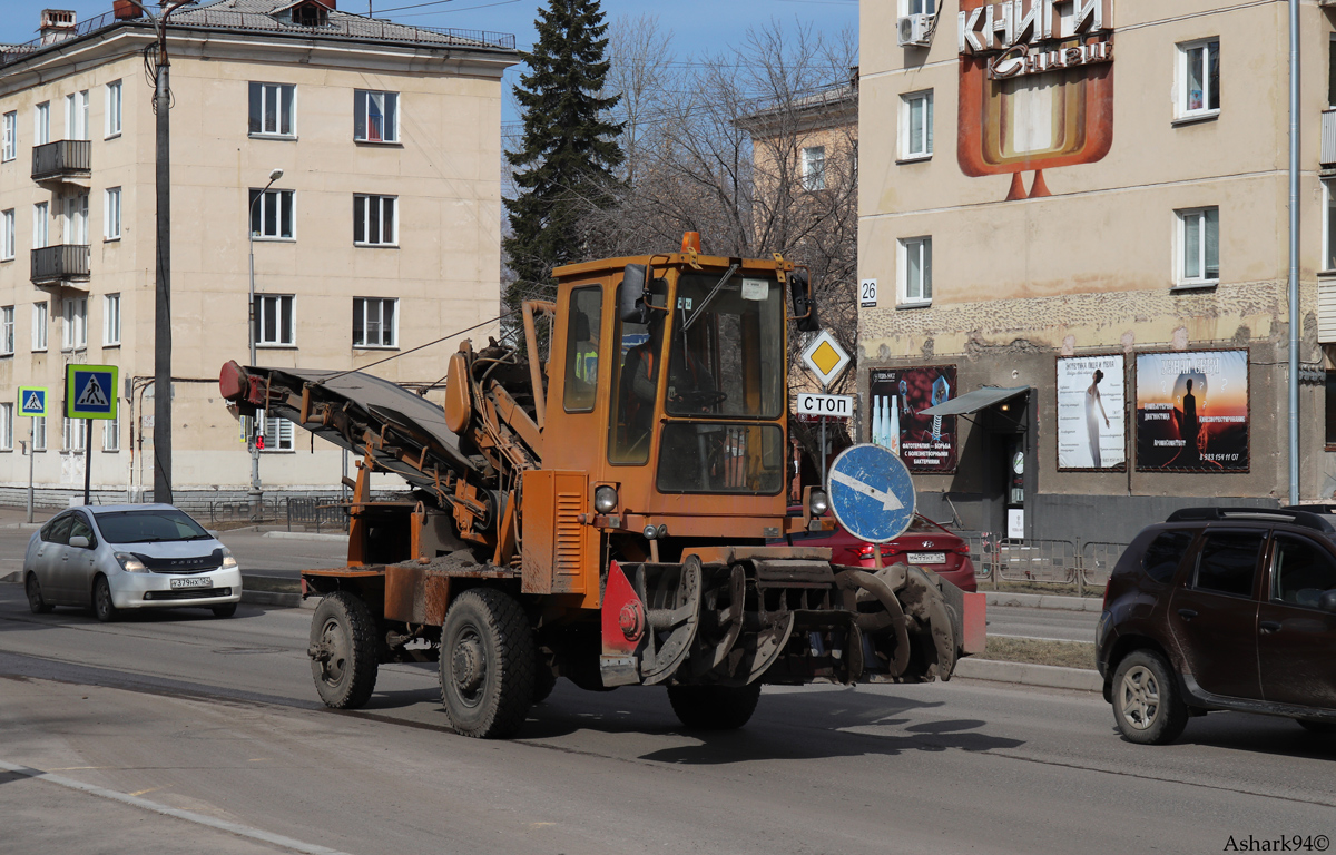 Красноярский край, № 7302 ХХ 24 — Амкодор-34 (ТМ-3)