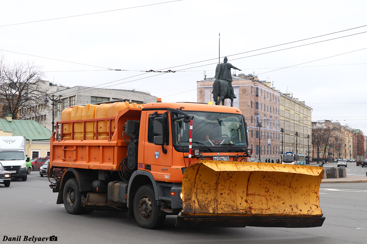 Санкт-Петербург, № 923 — Mercedes-Benz Actros ('2009) 2041