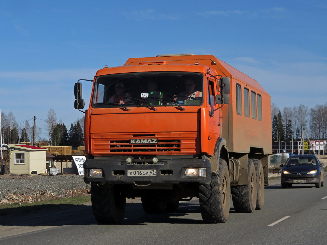 Кировская область, № К 016 ОА 43 — КамАЗ-43118-15 [43118R]