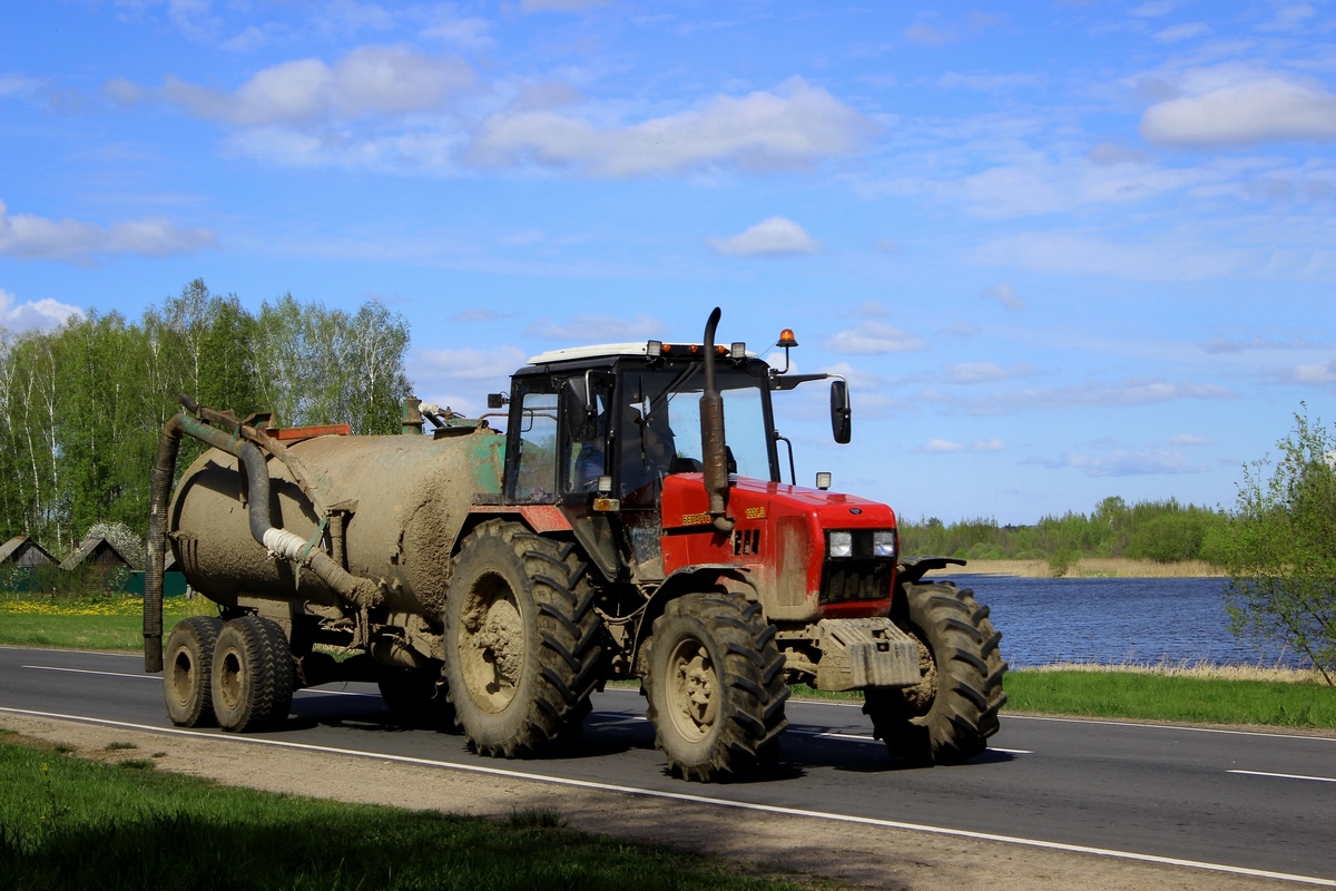 Могилёвская область, № ТК-6 2158 — Беларус-1221.3; Прицепы сельскохозяйственные — Машины для внесения жидких удобрений