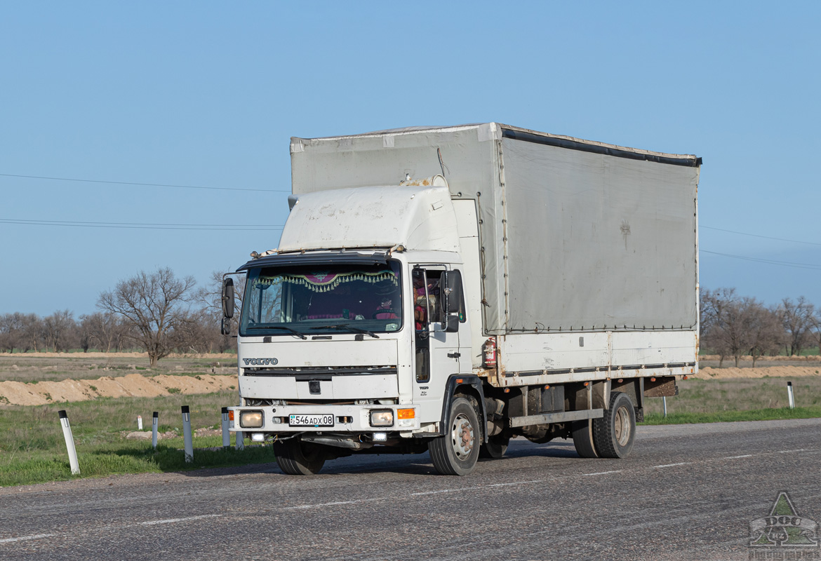 Жамбылская область, № 546 ADX 08 — Volvo FL6