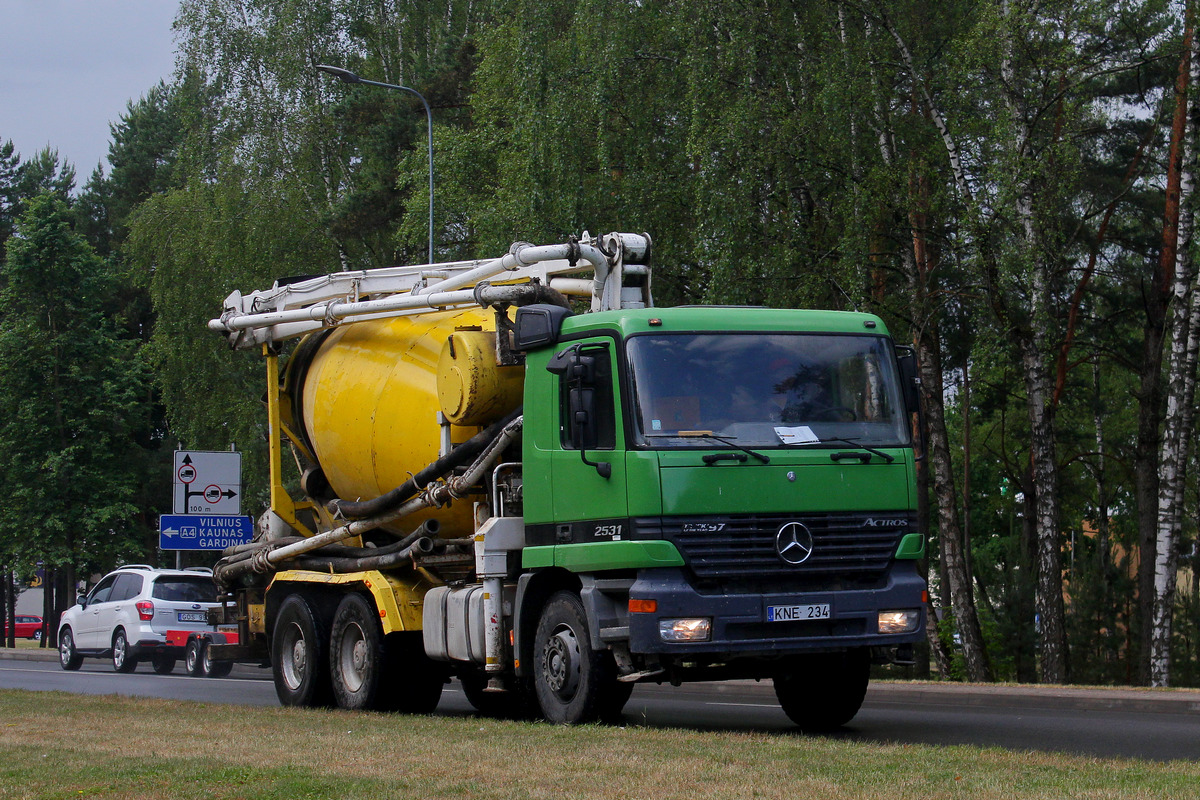 Литва, № KNE 234 — Mercedes-Benz Actros ('1997) 2531