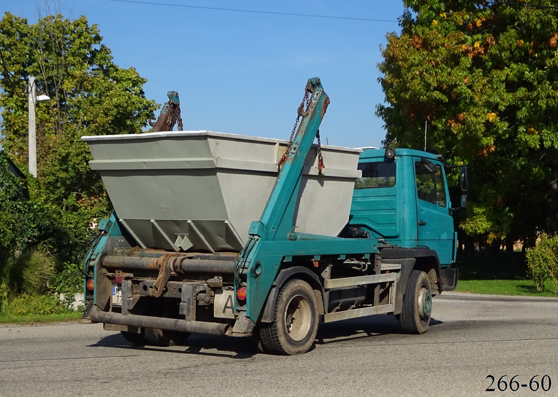 Венгрия, № MTZ-777 — Mercedes-Benz LK 1317; Венгрия — Сбор винограда в Венгрии