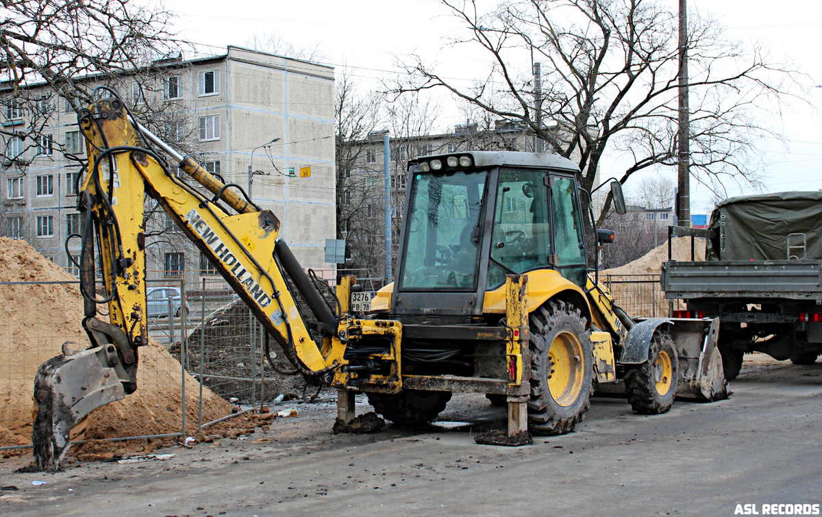 Санкт-Петербург, № 3276 РВ 78 — New Holland B110B