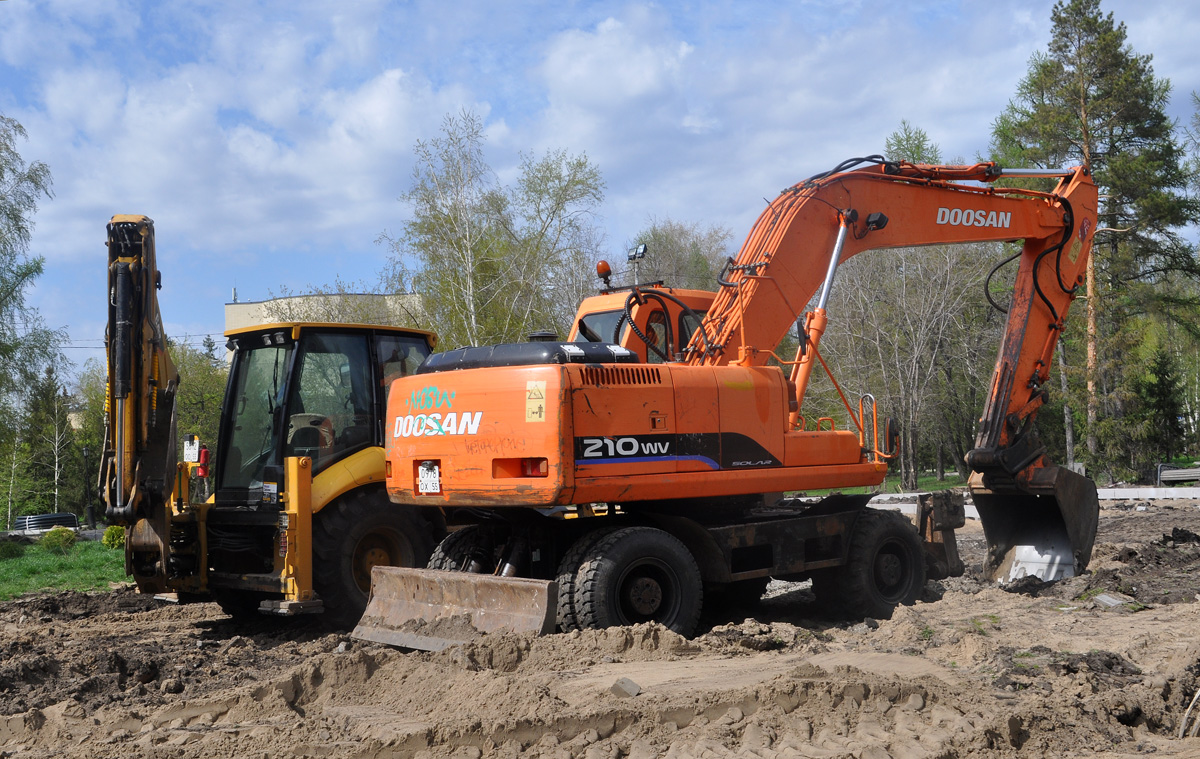 Омская область, № 0978 ОХ 55 — Doosan DX210W