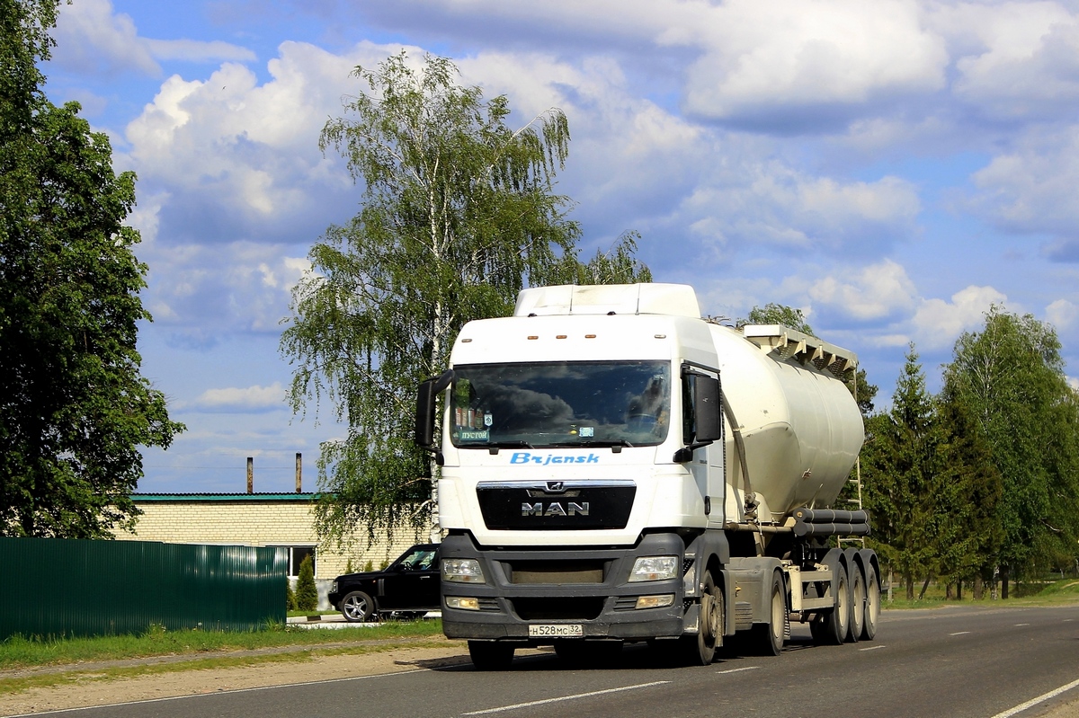 Брянская область, № Н 528 МС 32 — MAN TGX ('2012) 18.440