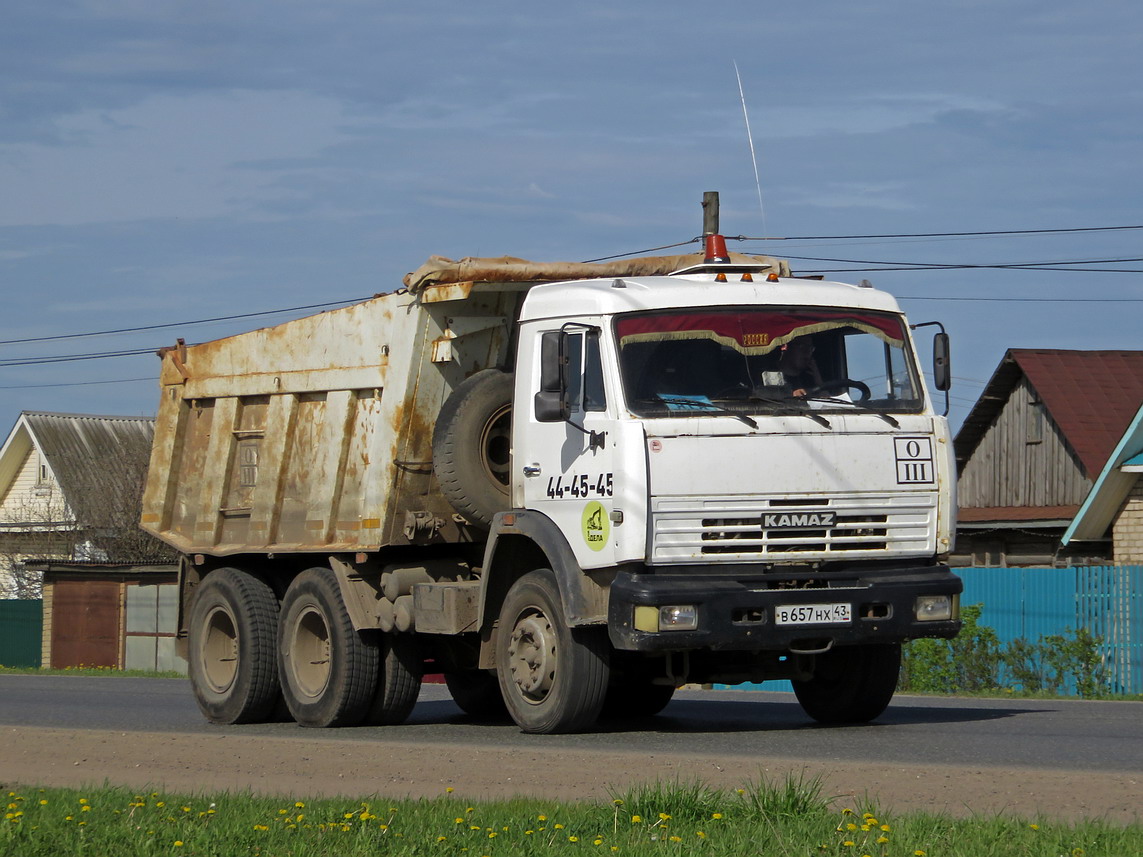 Кировская область, № В 657 НХ 43 — КамАЗ-65115 [651150]