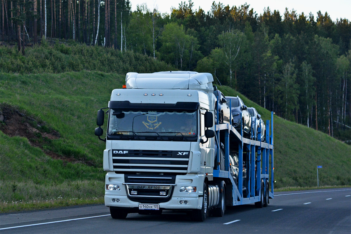 Приморский край, № О 140 НК 125 — DAF XF105 FT