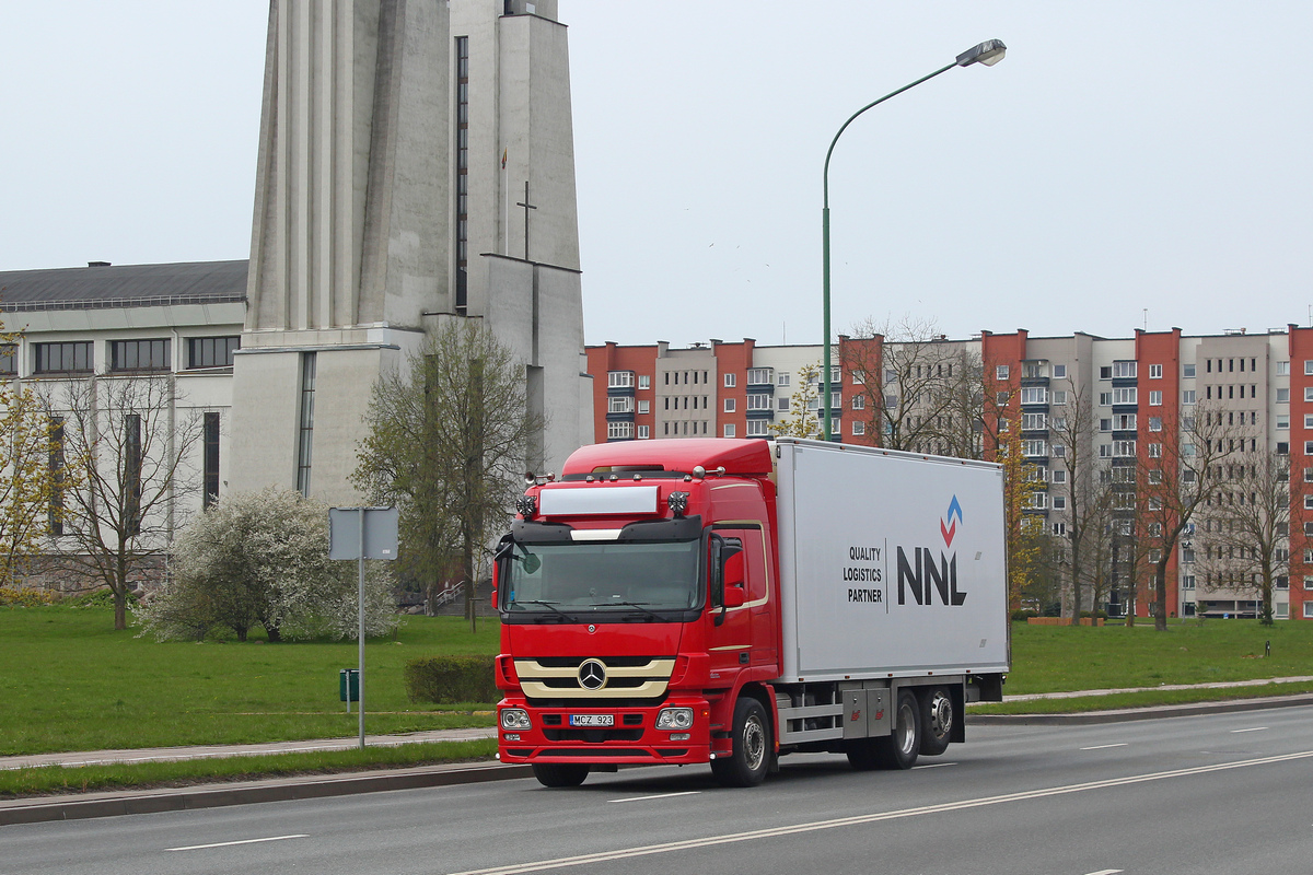 Литва, № MCZ 923 — Mercedes-Benz Actros ('2009)