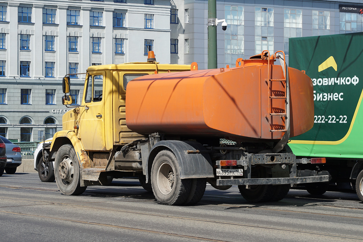 Ленинградская область, № А 395 РК 147 — ЗИЛ-432932