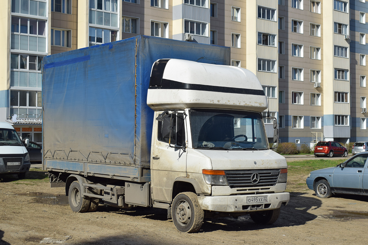 Алтайский край, № О 495 ХХ 22 — Mercedes-Benz Vario 814D