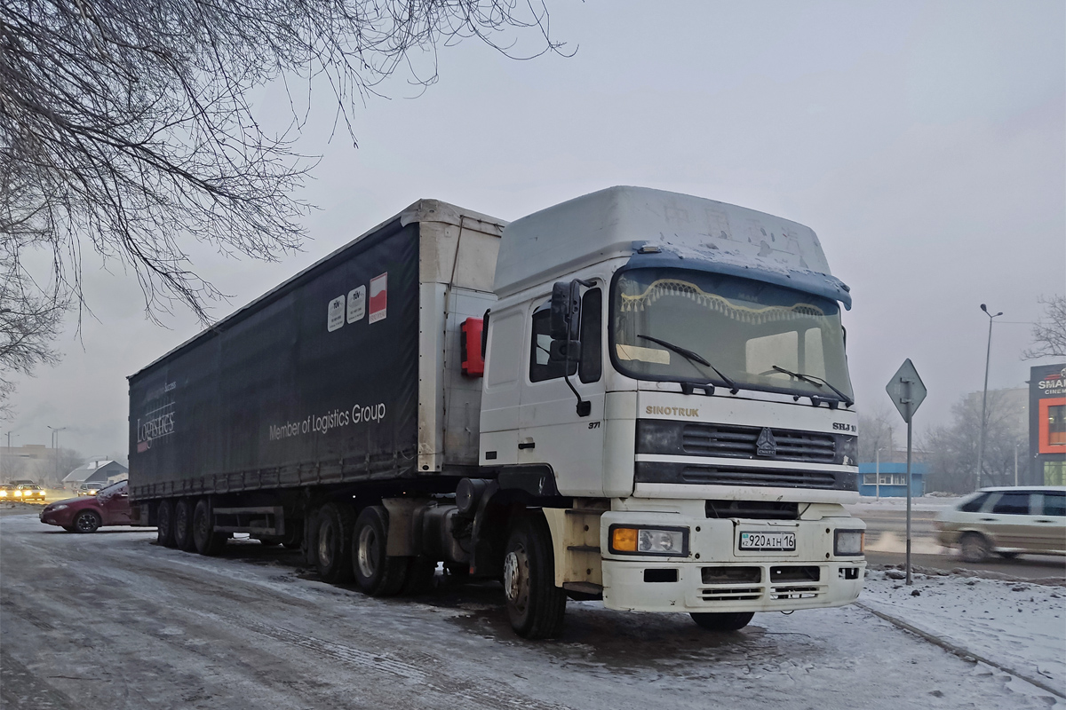 Восточно-Казахстанская область, № 920 AIH 16 — Sinotruk SHJ10 Hoka