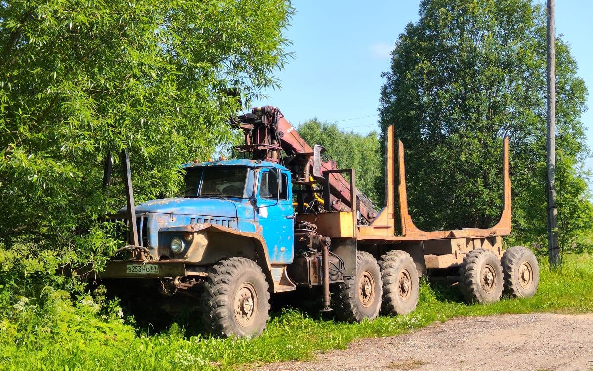 Тверская область, № В 253 НО 69 — Урал-4320-01