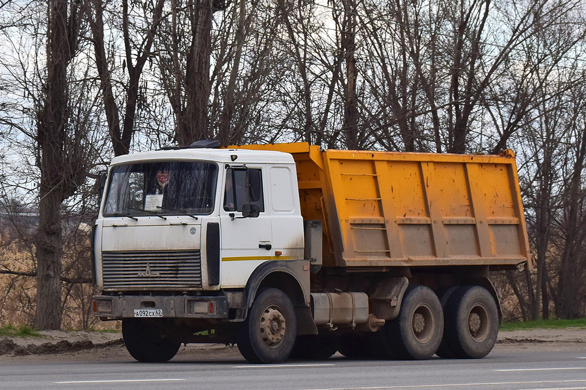 Волгоградская область, № А 092 СХ 62 — МАЗ-551605