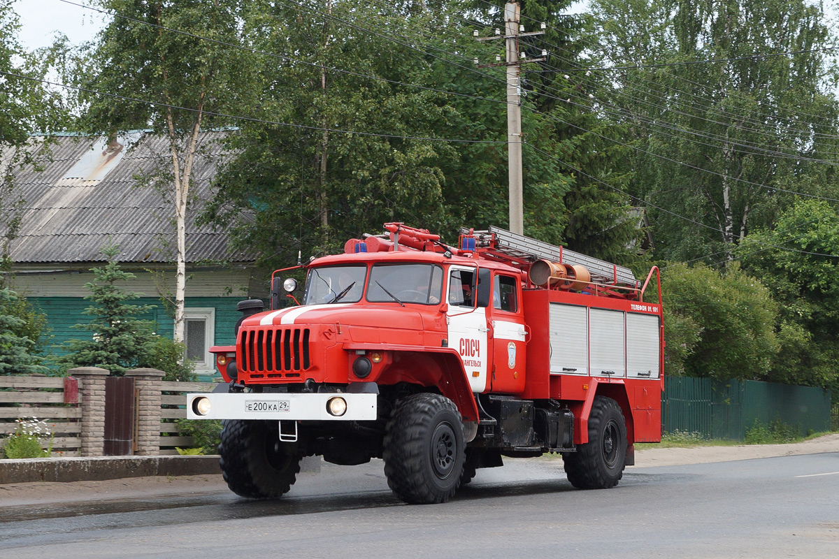 Архангельская область, № Е 200 КА 29 — Урал-43206-41