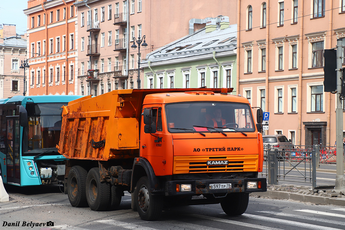 Санкт-Петербург, № 520597 — КамАЗ-65115-13 [65115N]