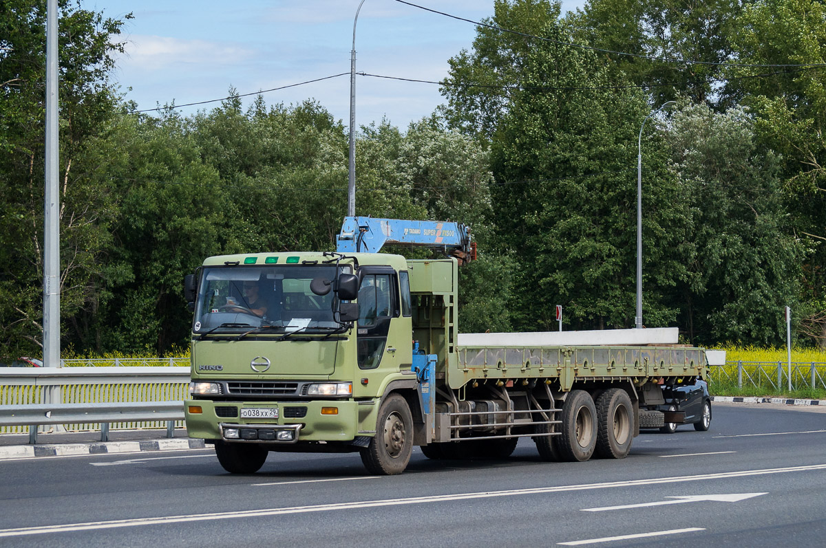 Архангельская область, № О 038 ХХ 29 — Hino Profia