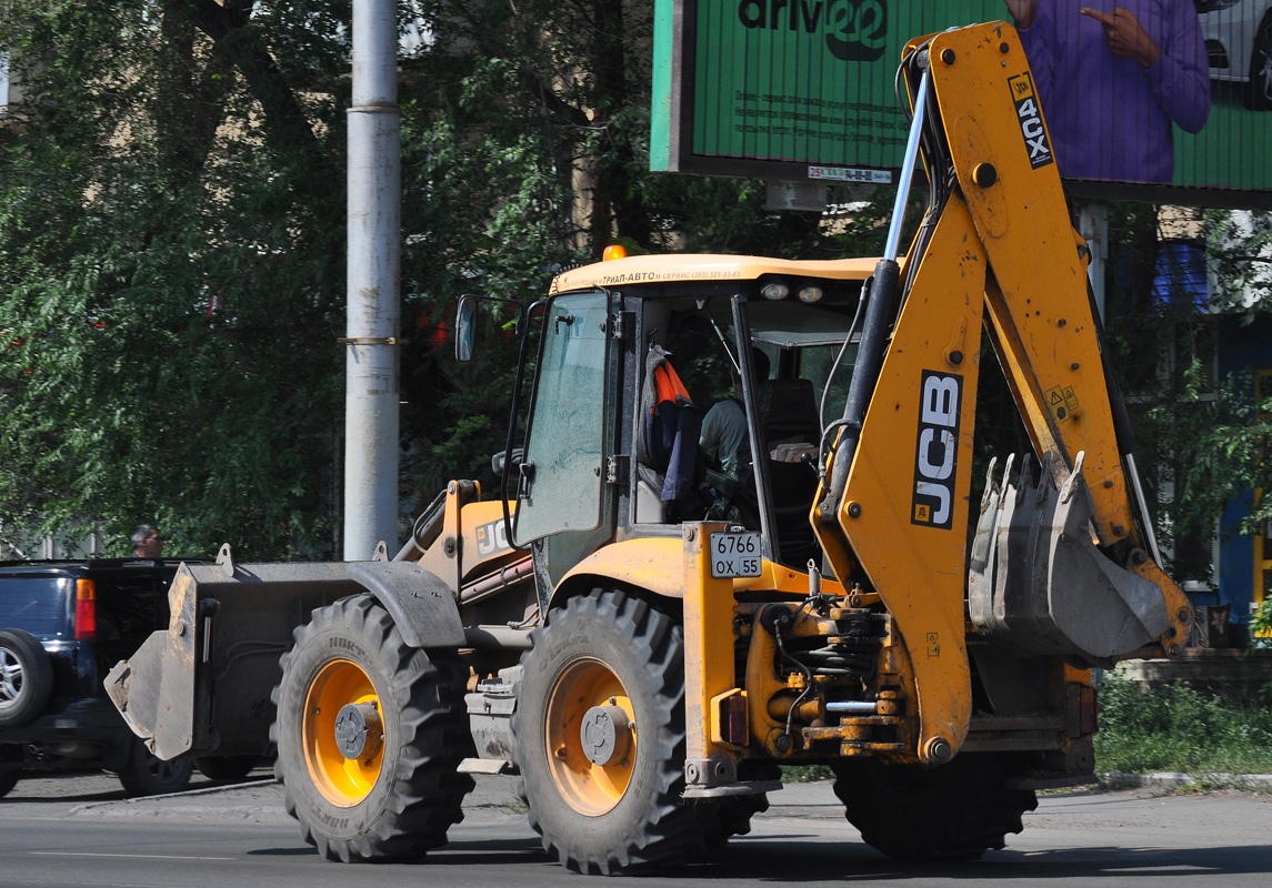 Омская область, № 6766 ОХ 55 — JCB 4CX