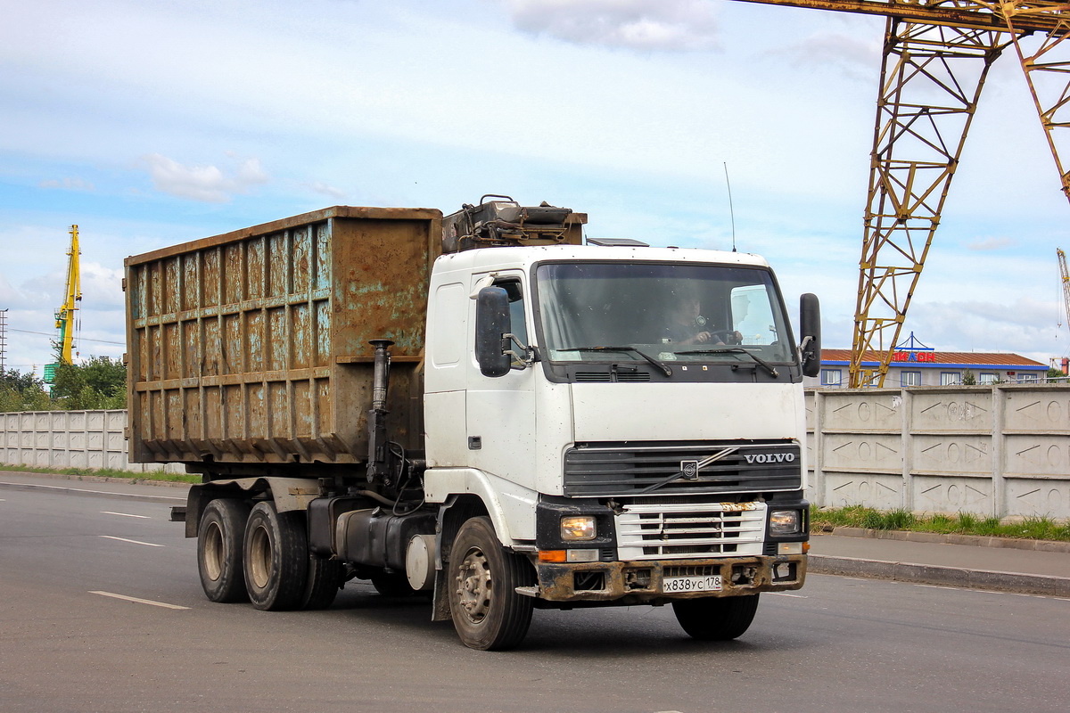 Санкт-Петербург, № Х 838 УС 178 — Volvo ('1993) FH12.420