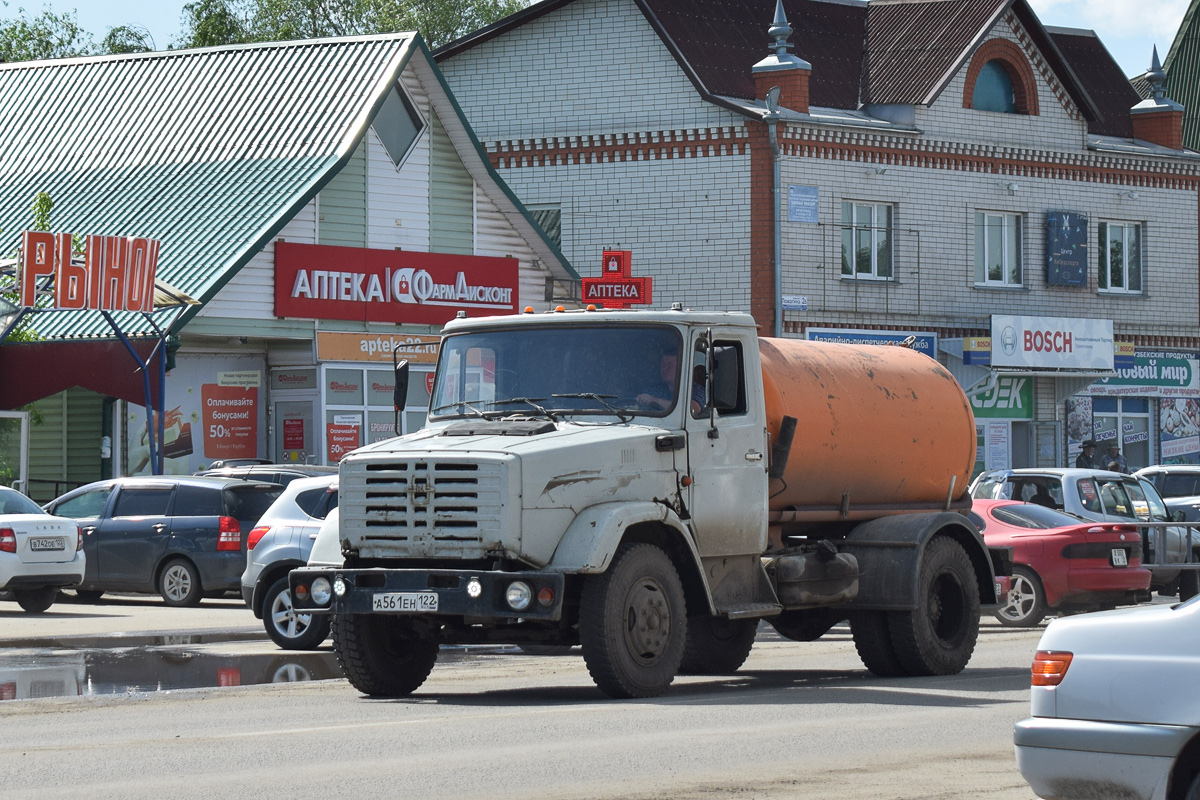 Алтайский край, № А 561 ЕН 122 — ЗИЛ-432932