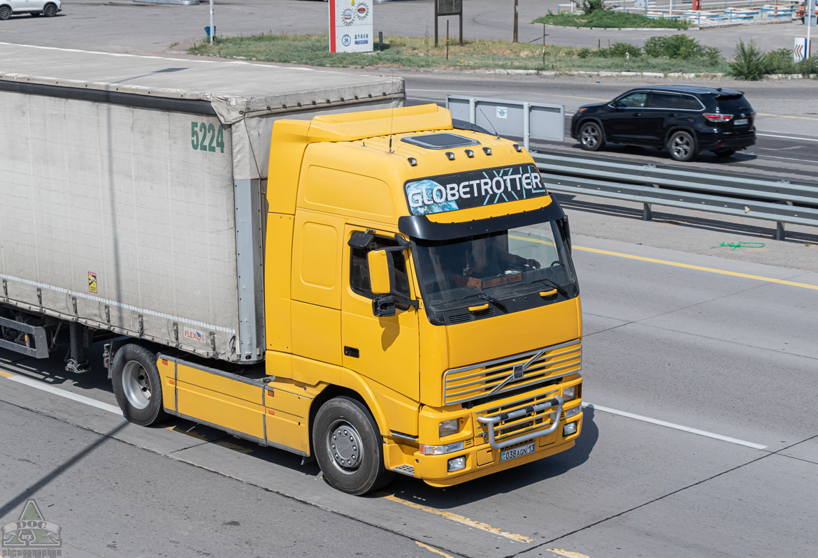 Туркестанская область, № 038 AGN 13 — Volvo ('1993) FH12.420