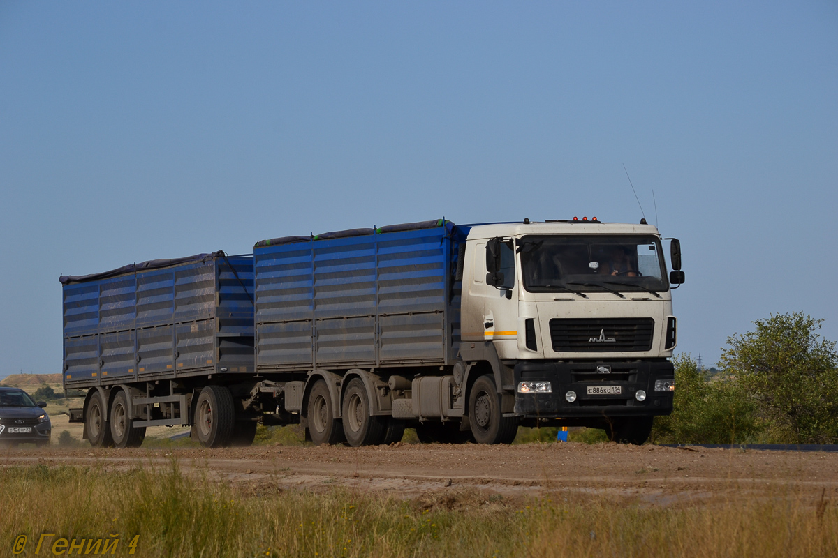 Волгоградская область, № Е 886 КО 134 — МАЗ-6312C9