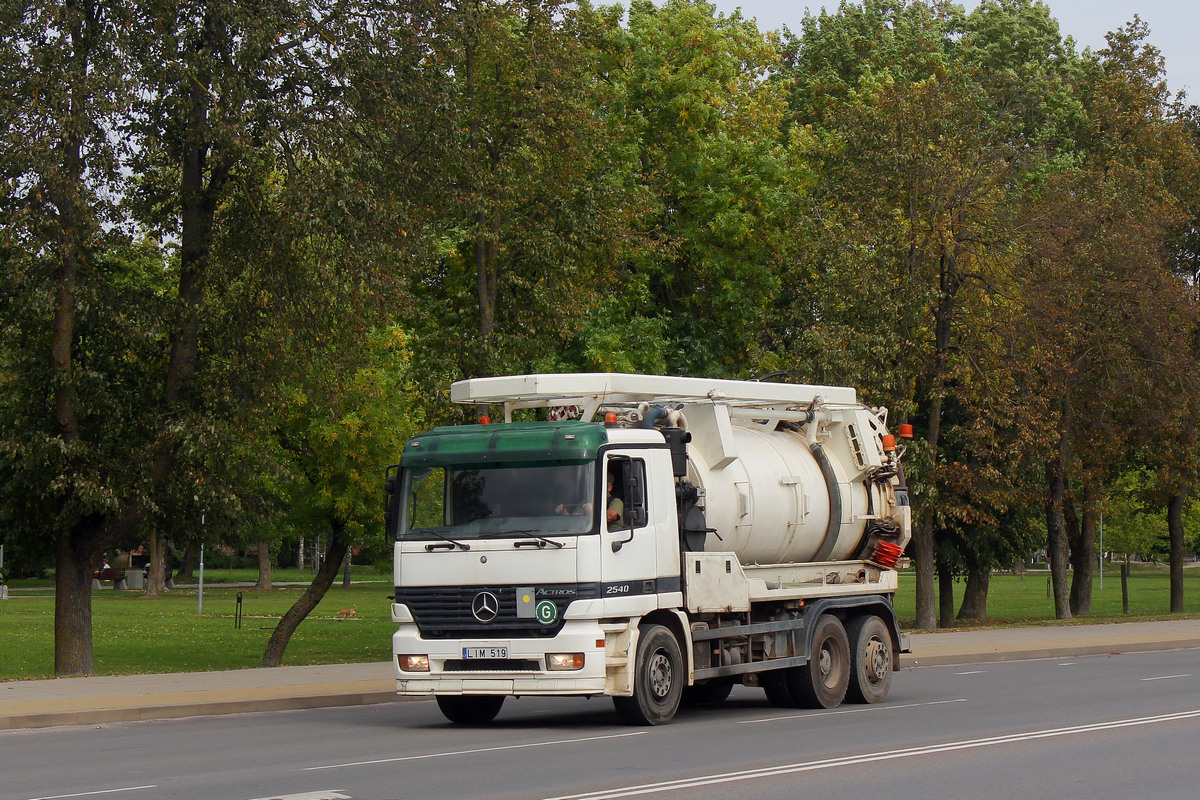 Литва, № LIM 519 — Mercedes-Benz Actros ('1997) 2540