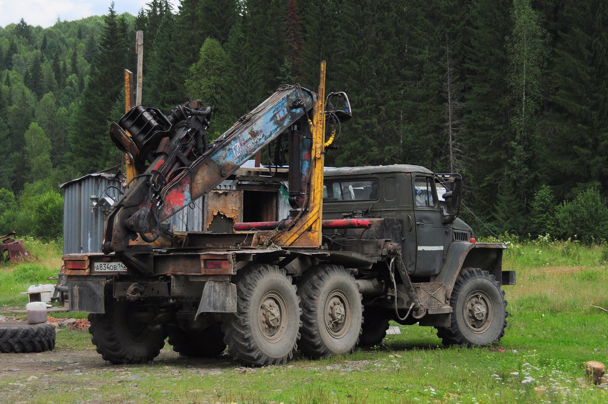 Кемеровская область, № А 834 ОВ 142 — Урал-4320 (общая модель)