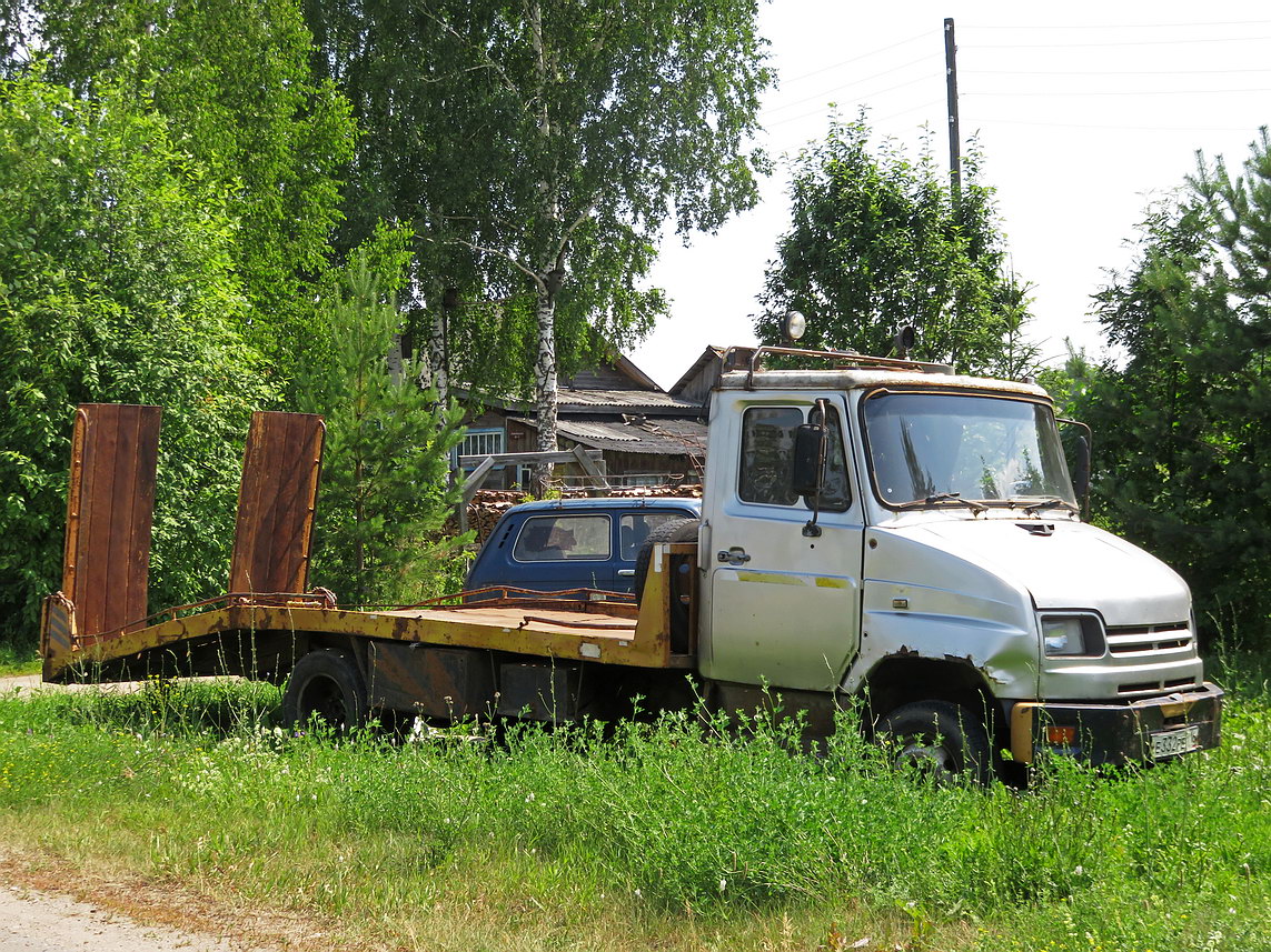 Кировская область, № Е 332 РЕ 116 — ЗИЛ-5301 "Бычок"(общая модель)