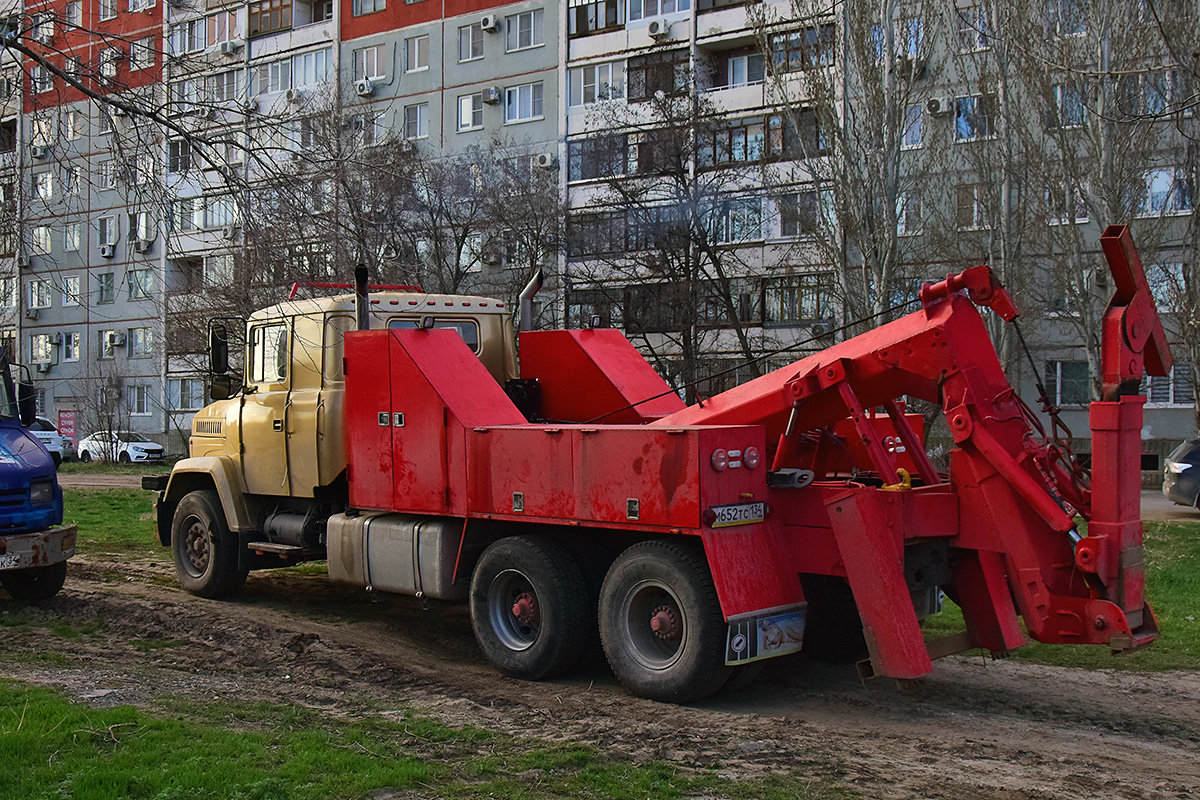 Волгоградская область, № М 652 ТС 134 — КрАЗ-64431