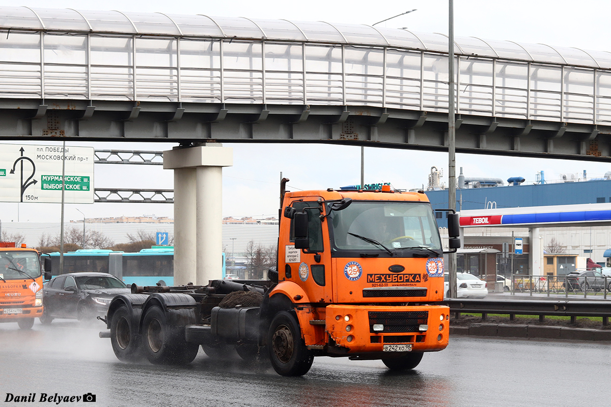 Санкт-Петербург, № В 242 ХО 98 — Ford Cargo ('2003) 2530