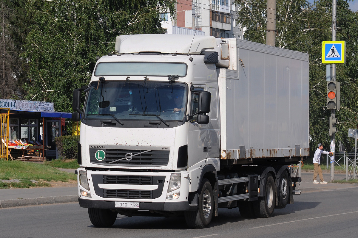 Омская область, № С 010 ТА 55 — Volvo ('2008) FH.500